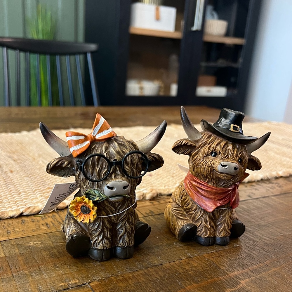 Set of 2 Small Highland Cow Figurines– Hobby Lobby Viral Decor Top Hat & Glasses